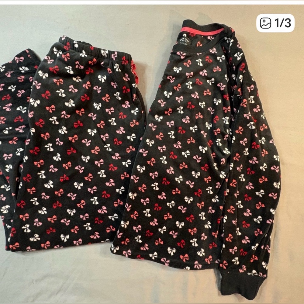 kate spade Black Pajama Set with Red and White Bows